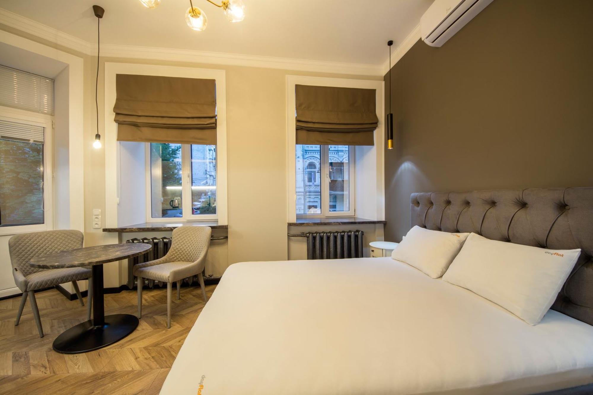 Self Check-In Apartments Maidan Area Kiev Extérieur photo