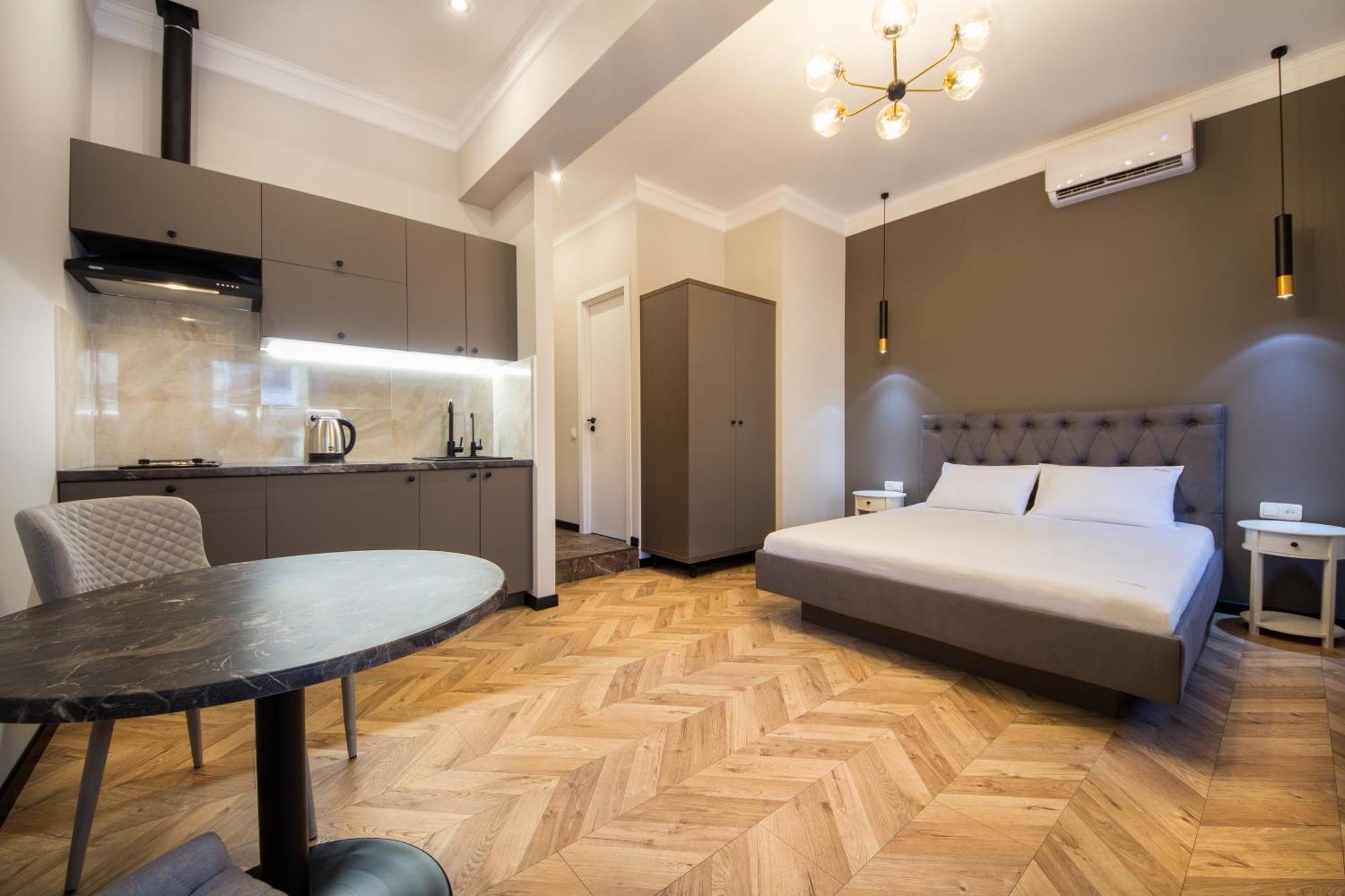 Self Check-In Apartments Maidan Area Kiev Extérieur photo