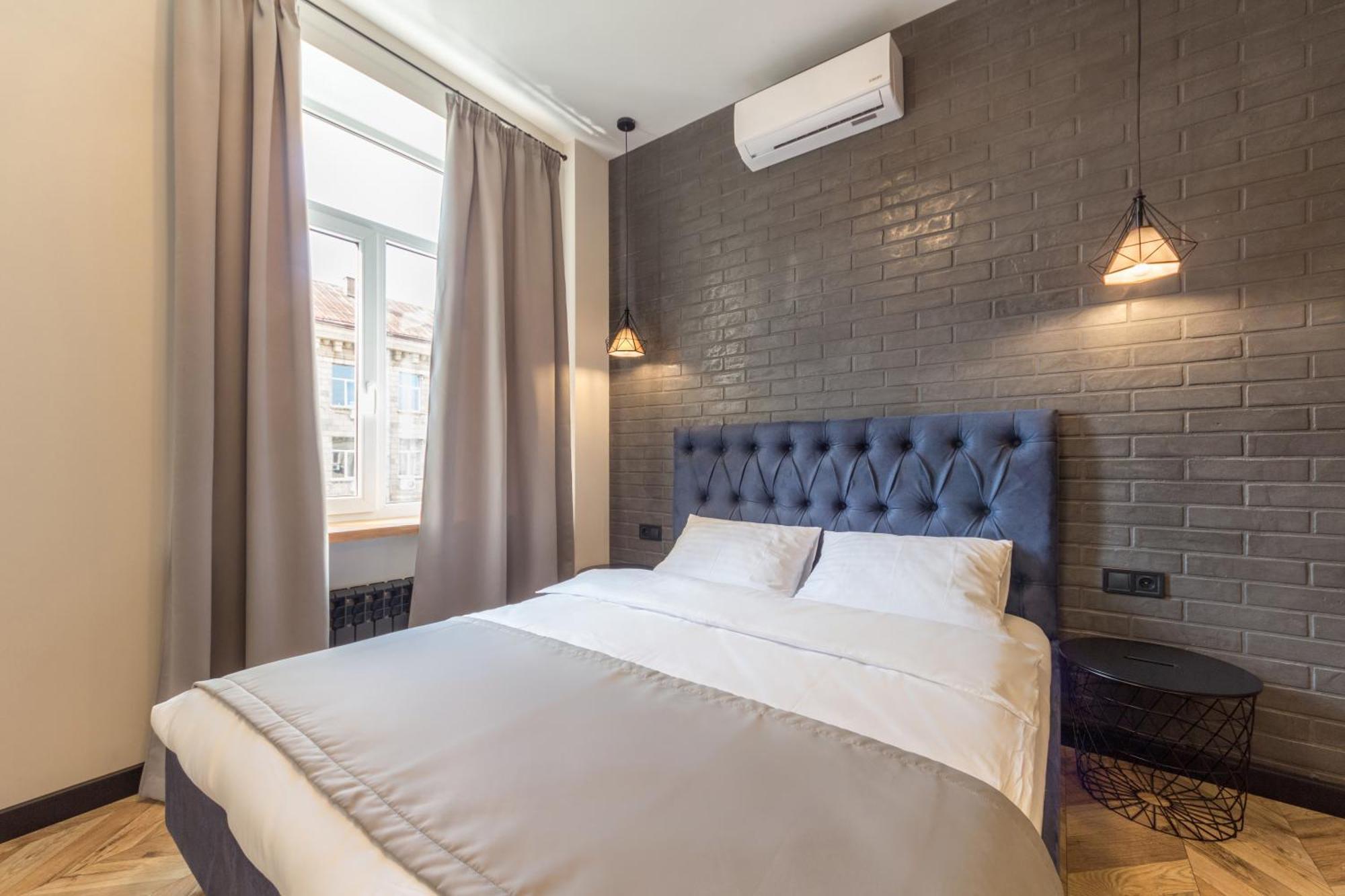 Self Check-In Apartments Maidan Area Kiev Extérieur photo