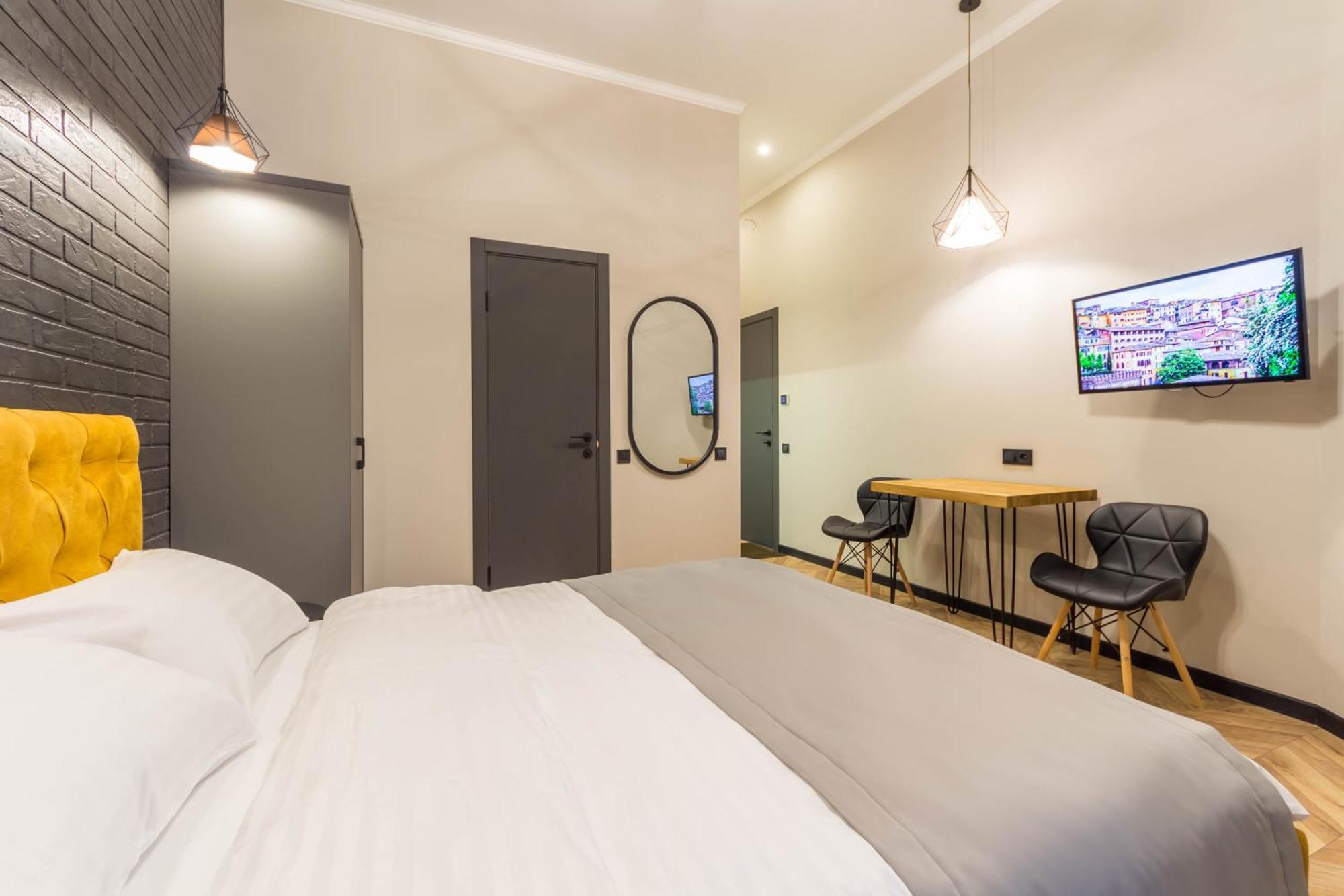 Self Check-In Apartments Maidan Area Kiev Extérieur photo