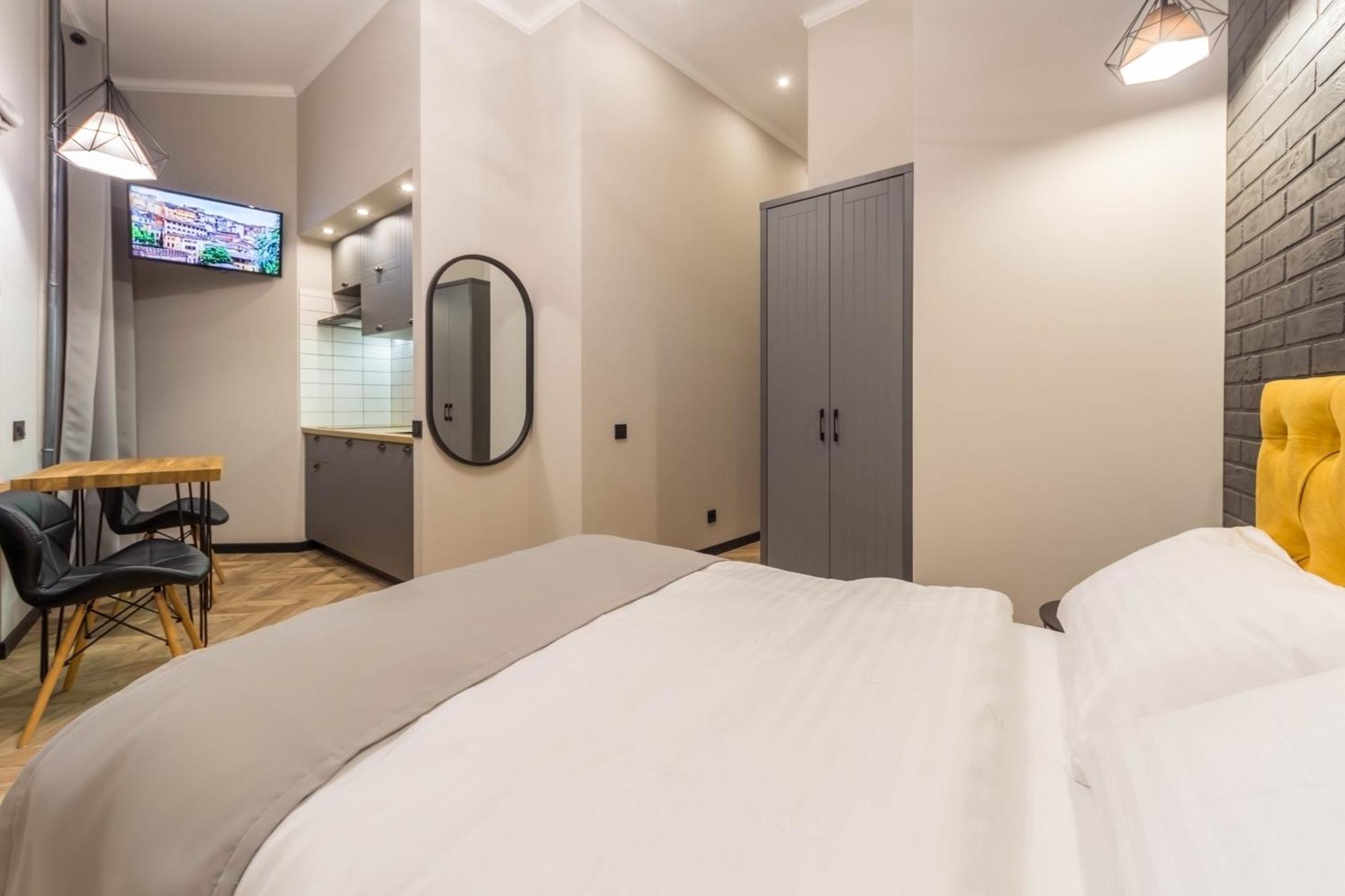 Self Check-In Apartments Maidan Area Kiev Extérieur photo